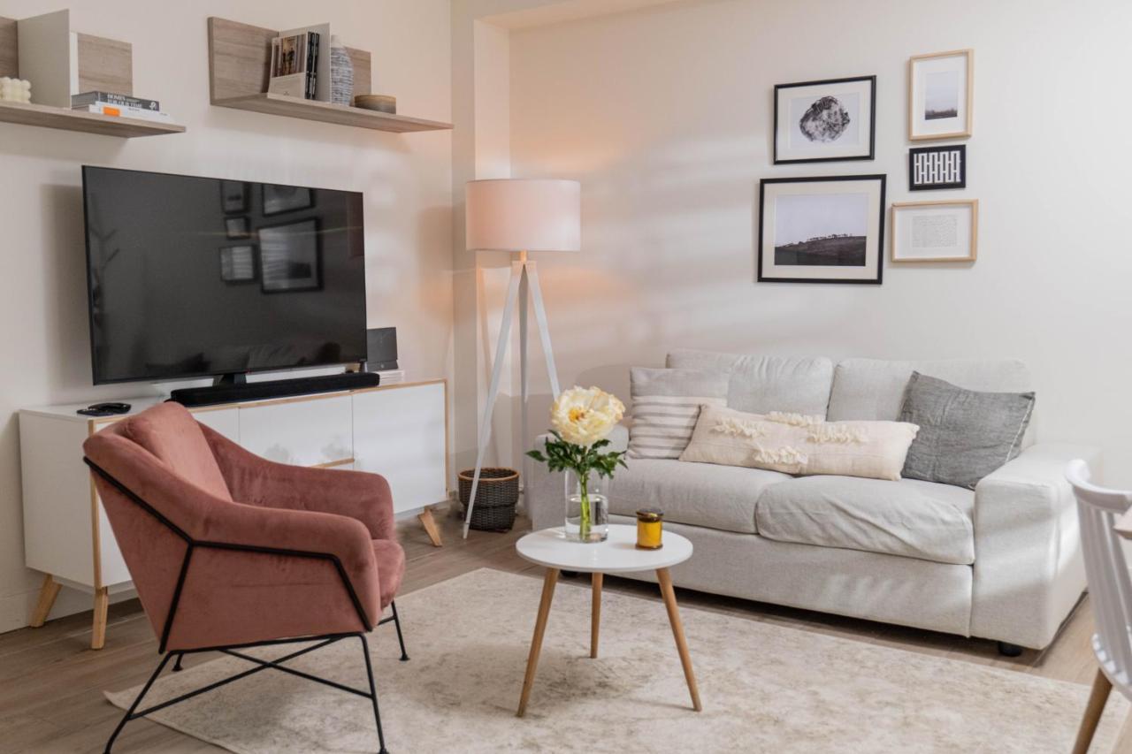 Amazing Apartment In Huertas Madrid Exterior foto